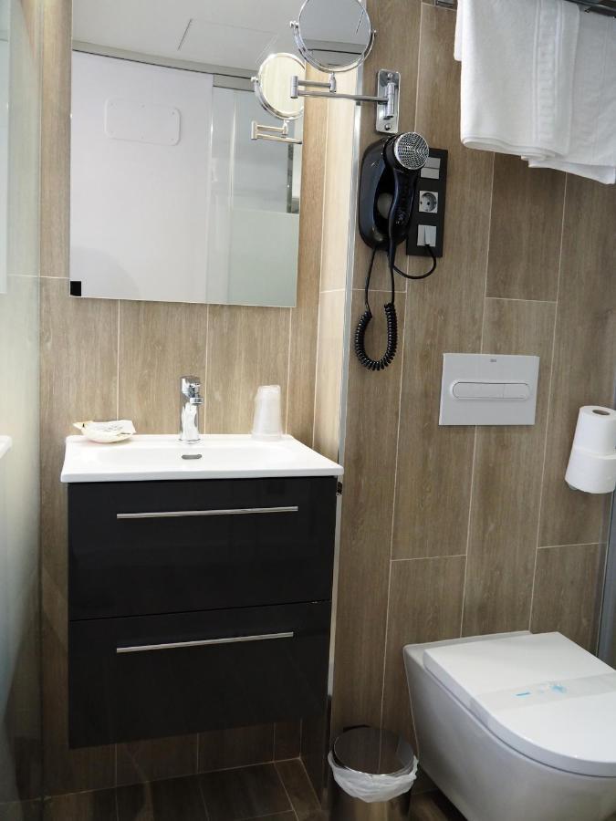 Hostal Don Suero De Quinones Hospital de Orbigo Ngoại thất bức ảnh