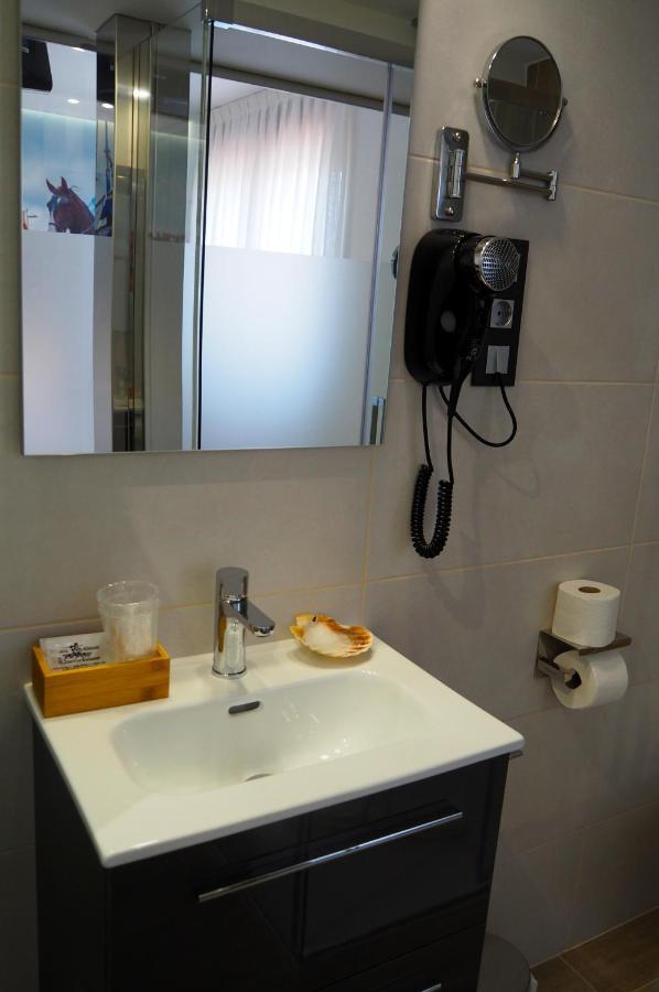 Hostal Don Suero De Quinones Hospital de Orbigo Ngoại thất bức ảnh