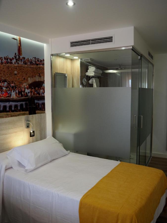 Hostal Don Suero De Quinones Hospital de Orbigo Ngoại thất bức ảnh