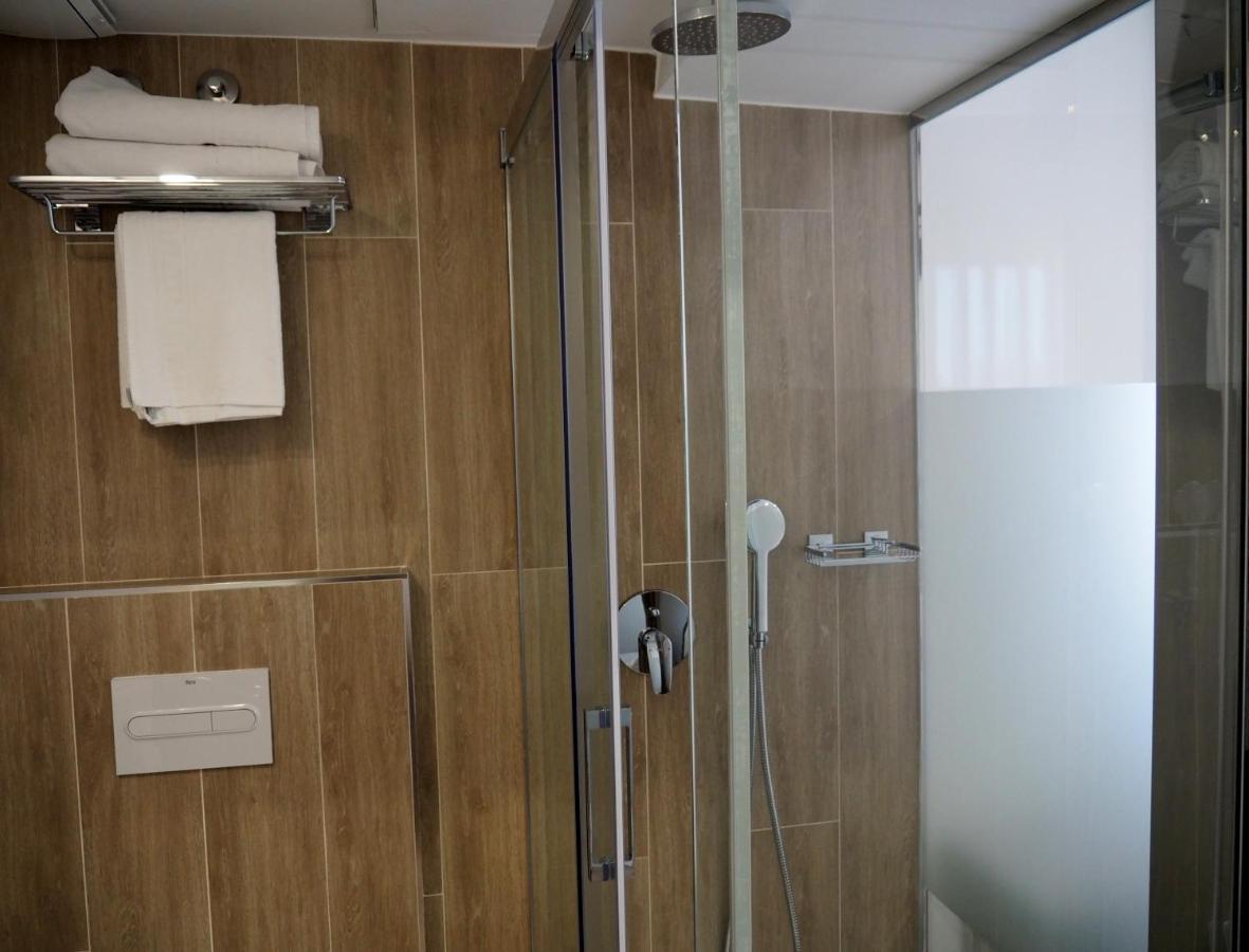 Hostal Don Suero De Quinones Hospital de Orbigo Ngoại thất bức ảnh