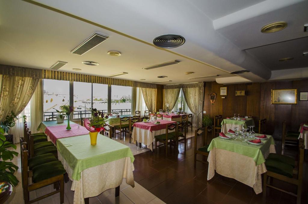 Hostal Don Suero De Quinones Hospital de Orbigo Ngoại thất bức ảnh